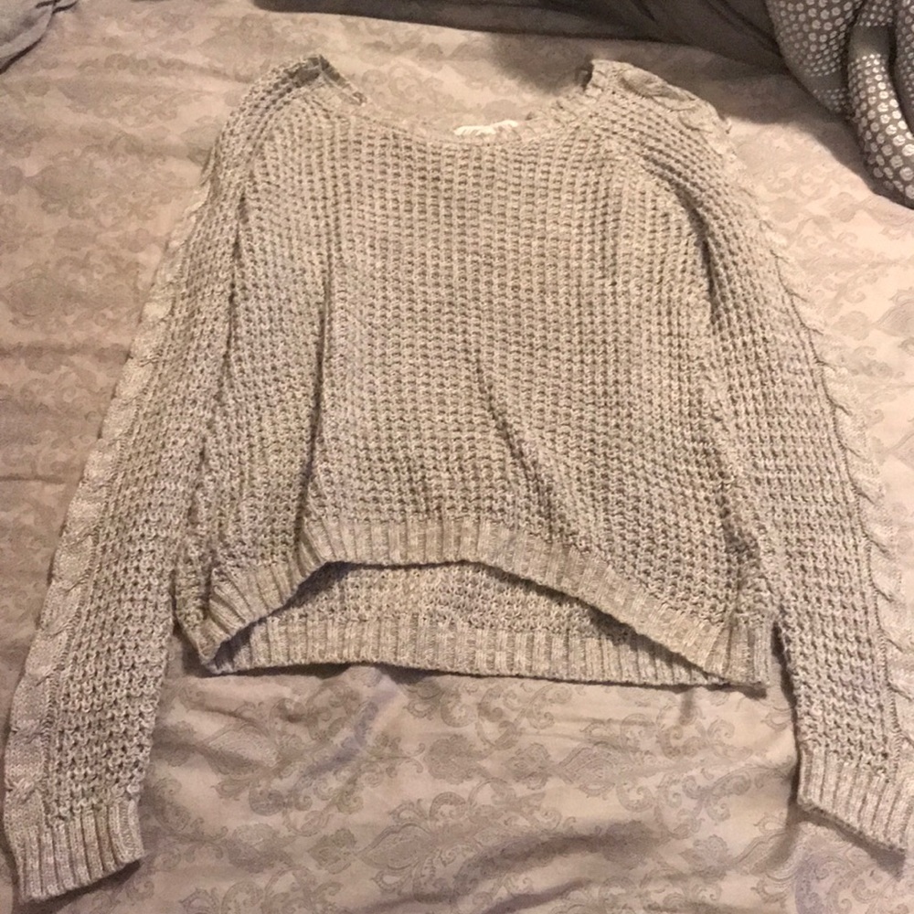 Gray knitted crop sweater
